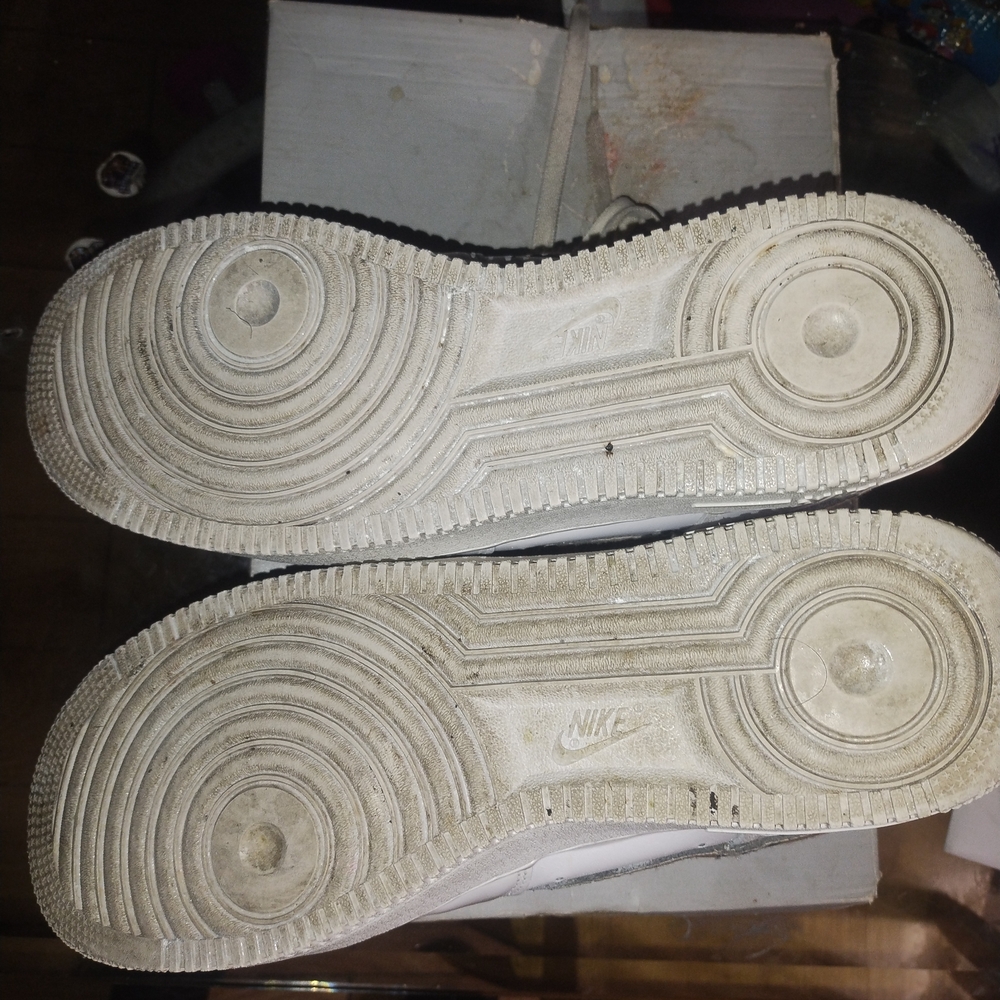 Nike Air Force 1 Burberry Like Plaid - Picture 5 of 5